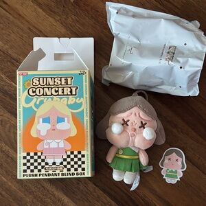 POP MART Sunset Concert Crybaby Plush Pendant